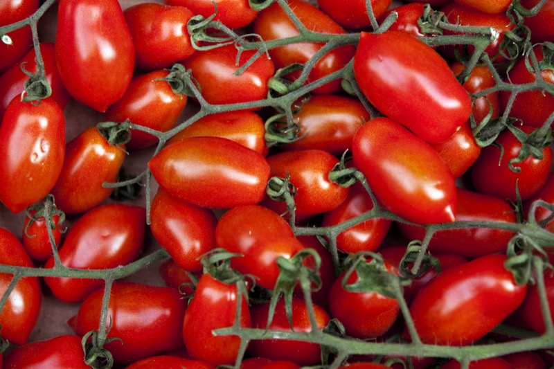 Tomatoes Plum per 0.25 Kg